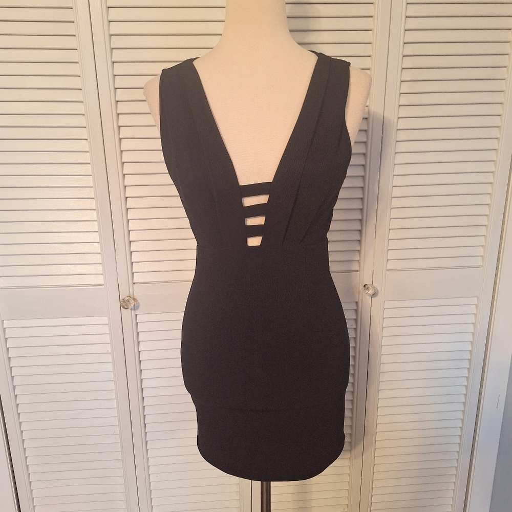 Tobi Caged Bodycon Black Dress Small *box 4 - Picture 4 of 7